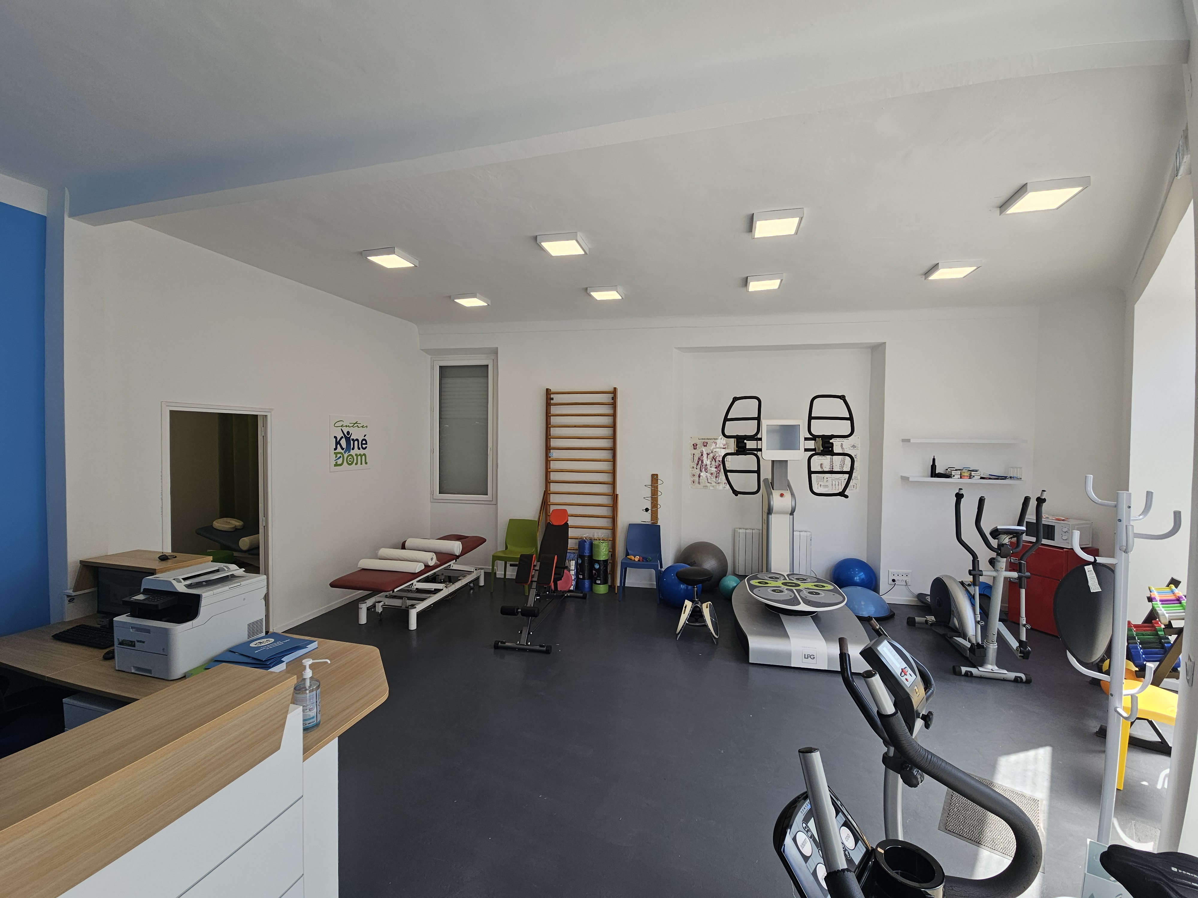 Cabinet Golfe-Juan vue 1