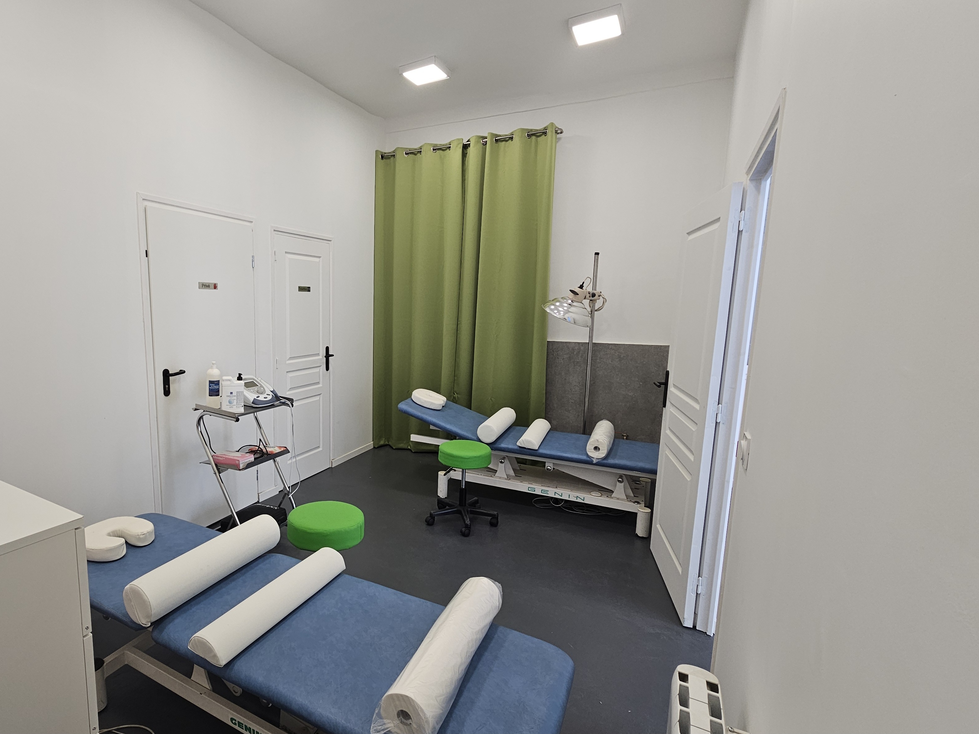 Cabinet Golfe-Juan vue 2